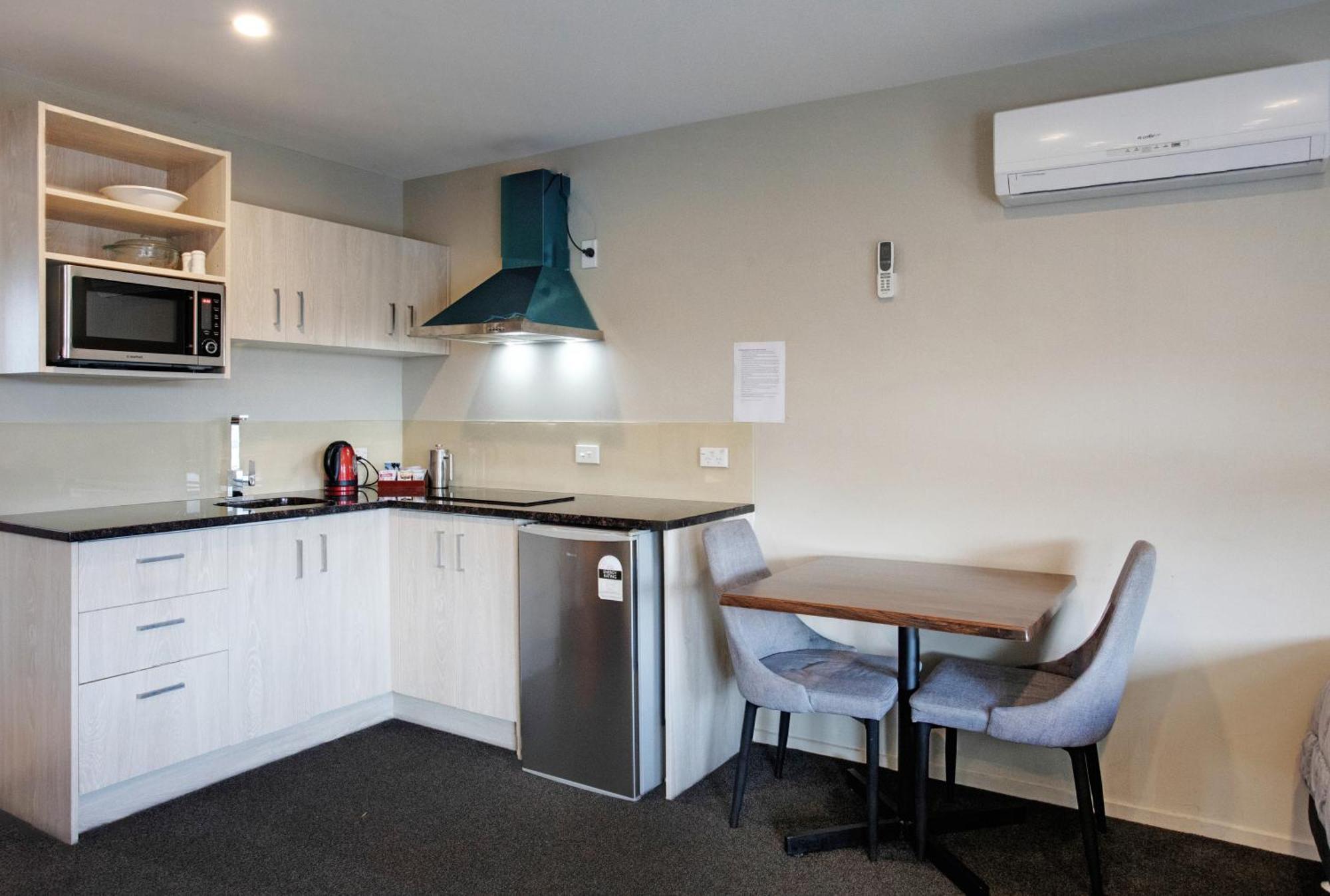 Ellerslie Palms Motel Оукланд Екстериор снимка