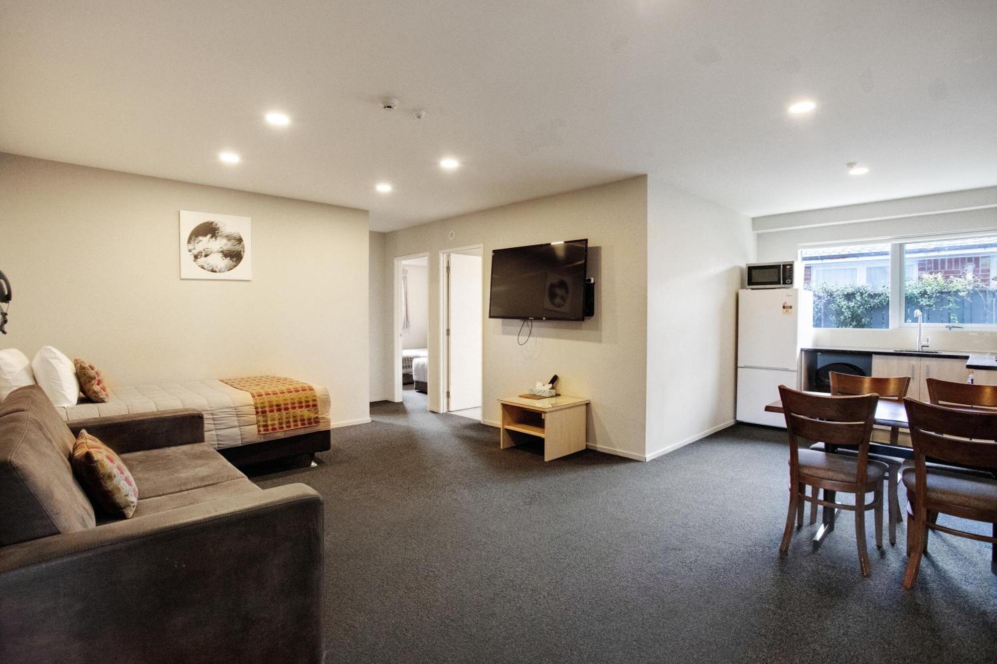 Ellerslie Palms Motel Оукланд Екстериор снимка